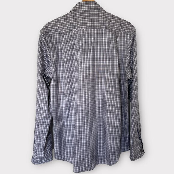 Jos A Bank Reserve Tailored Fit  Dress Shirt Size M - Picture 3 of 7